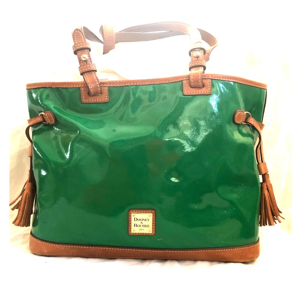 Dooney & Bourke Lg/Green, patented Leather Shopper